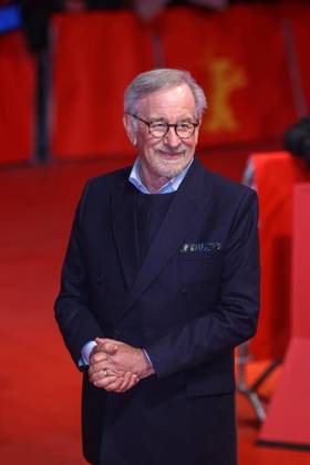 February 21, 2023, Berlin, Brandenburg, Germany: American movie director STEVEN SPIELBERG on the Red Carpet of Berlinale Palast. Spielberg was awarded the Golden Bear at the Berlinale 2023 Film Festival for his contribution to cinema. Berlin Germany - ZUMAt227 20230221_zip_t227_010 Copyright: xMarinaxTakimotox