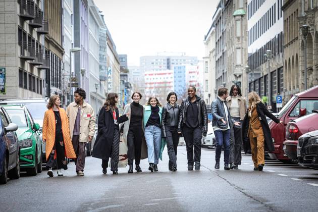 Shooting Stars 2023 @ Berlinale efp European Shooting Stars 2023 Leonie Benesch Germany Gizem Erdogan, Sweden Yannick Jozefzoon, The Netherlands Kayije Kagame, Switzerland Thorvaldur Kristjansson, Iceland Kristine Kujath Thorp, Norway Joely Mbundu, Belgium Benedetta Porcaroli, Italy Judith State, Romania Alina Tomnikov, Finland Copyright: xEventpressxFuhrx