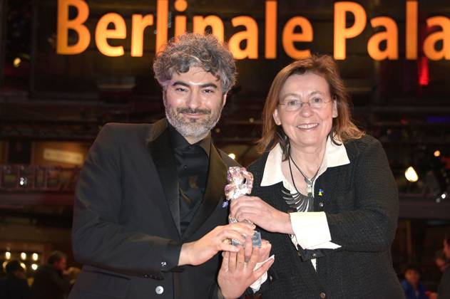 Giacomo Abbruzzese and Helene Louvart with the Silver Bear for Outstanding Artistic Achievement for Cinematography for Disco Boy at the Closing Ceremony with Award Ceremony at the Berlinale 2023 73 Berlin International Film Festival at the Berlinale Palast Berlin, 25 02 2023. Foto:xF.xKernx xFuturexImage
