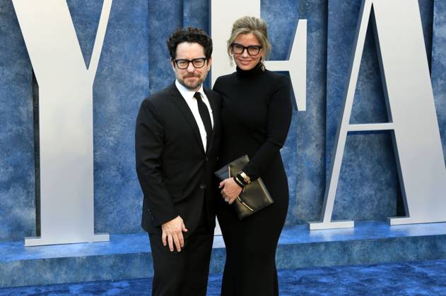 J J Abrams with wife Katie McGrath at the Vanity Fair Oscar Party 2023 celebrating the 95 Academy Awards at the Wallis Annenberg Center for the Performing Arts Beverly Hills, 12 03 2023. Foto:xD.xBedrosianx xFuturexImage
