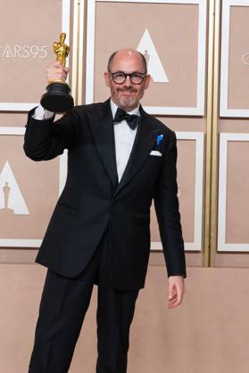 Edward Berger poses backstage with the OscarÂ® for International Feature FIlm during the live ABC telecast of the 95th OscarsÂ® at DolbyÂ® Theatre at Ovation Hollywood on Sunday, March 12, 2023.  Copyright: xA.M.P.A.S.x 34494-719PLX