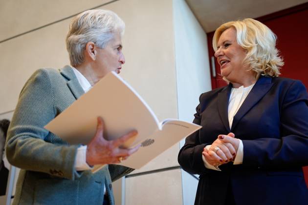 Handover of the annual report 2022 of the defense commissioners in the German Bundestag Current,14 03 2023, Berlin, Eva Hoegl, defense commissioner of the German Bundestag in conversation with Marie Agnes Strack Zimmermann at the handover of the annual report 2022 of the defense commissioners in the German Bundestag Berlin Berlin Germany
