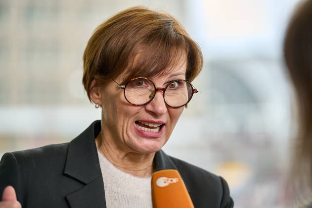 Education Summit 2023 in bbc Berlin Congress Center Germany, Berlin, 14 03 2023 Education Summit with BM in Bettina Stark Watzinger Kick-off for the renewal of the education system Advancement opportunities independent of social origin