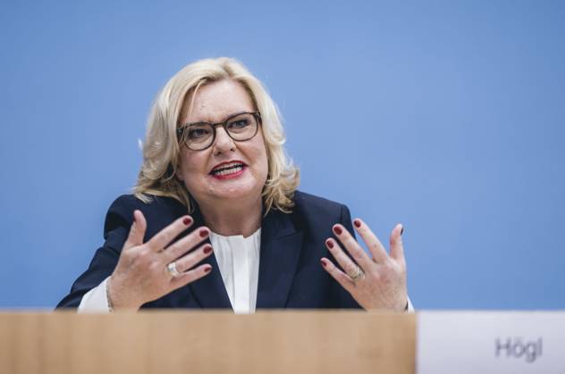 The Commissioner for the Armed Forces of the German Bundestag, Eva Hoegl SPD in the context of the presentation of the Annual Report 2022 at the Federal Press Conference Berlin, 14 03 2023 Berlin Germany. Copyright: xXanderxHeinl photothek.dex