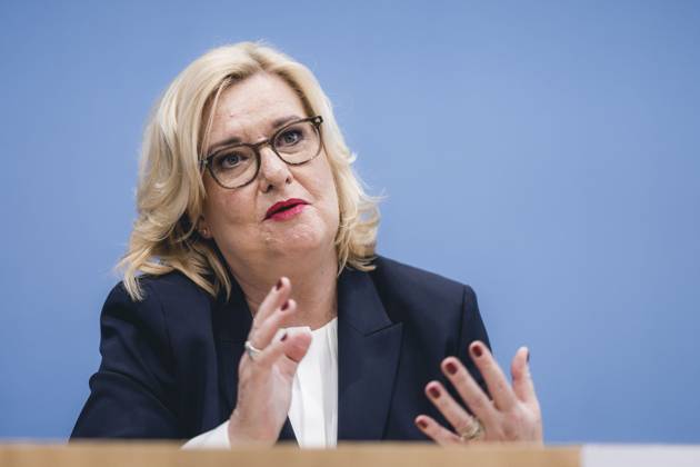 The Commissioner for the Armed Forces of the German Bundestag, Eva Hoegl SPD in the context of the presentation of the Annual Report 2022 at the Federal Press Conference Berlin, 14 03 2023 Berlin Germany. Copyright: xXanderxHeinl photothek.dex