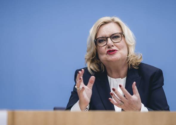 The Commissioner for the Armed Forces of the German Bundestag, Eva Hoegl SPD in the context of the presentation of the Annual Report 2022 at the Federal Press Conference Berlin, 14 03 2023 Berlin Germany. Copyright: xXanderxHeinl photothek.dex