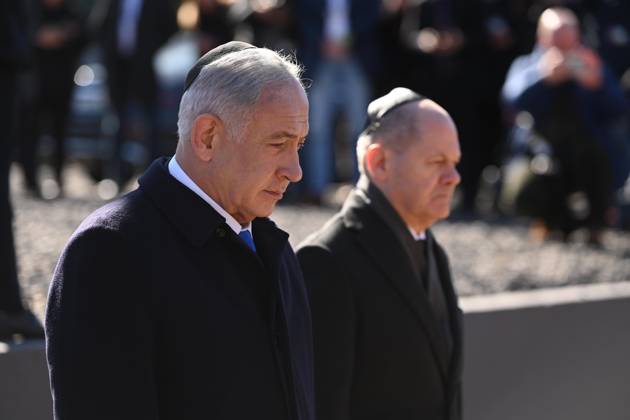 Berlin, Benjamin Netanyahu and Olaf Scholz visit the memorial track 17 in Berlin Grunewald German Chancellor Olaf Scholz and the Prime Minister of the State of Israel Benjamin Netanyahu visit the memorial track 17 in Berlin Grunewald Berlin Germany together on 16 03 2023