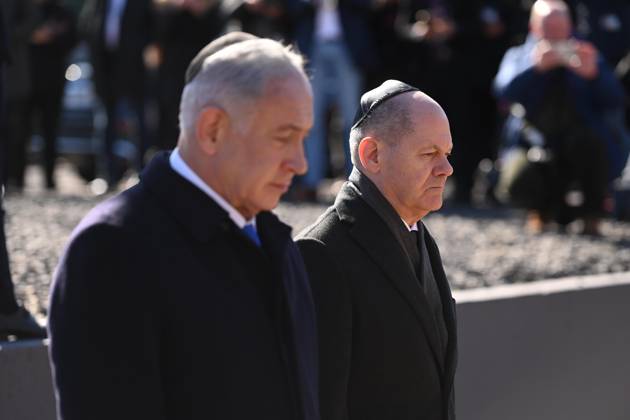 Berlin, Benjamin Netanyahu and Olaf Scholz visit the memorial track 17 in Berlin Grunewald German Chancellor Olaf Scholz and the Prime Minister of the State of Israel Benjamin Netanyahu visit the memorial track 17 in Berlin Grunewald Berlin Germany together on 16 03 2023