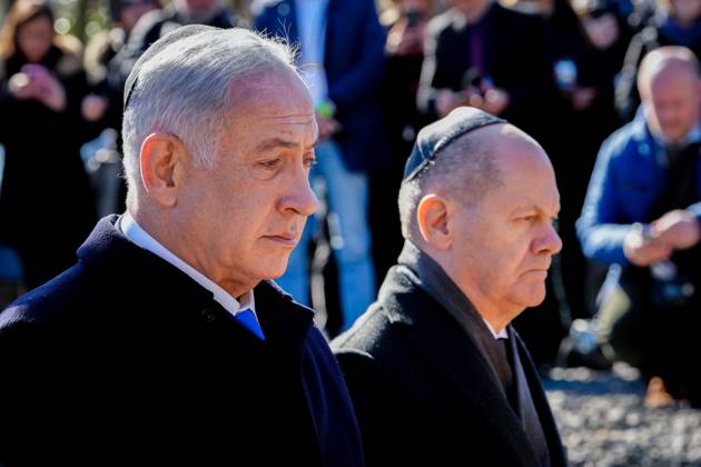 Visit of the Prime Minister of Israel in Berlin during the visit of the memorial track 17 in Berlin Current, 16 03 2023, Berlin, Chancellor Olaf Scholz together with Benjamin Netanyahu the Prime Minister of Israel during the visit of the memorial track 17 in Berlin Berlin