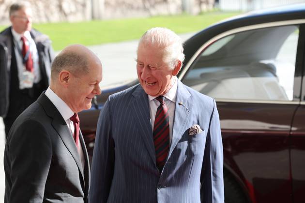 Bilder des Jahres 2023, News 04 April News Themen der Woche KW13 News Bilder des Tages . 30 03 2023. Berlin, Germany. King Charles III arriving at the Chancellery in Berlin, on day two of the State Visit to Germany. xStephenxLockx xi-Imagesx IIM-24263-0002