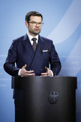 Marco Buschmann, Federal Minister of Justice, Georg Eisenreich, Minister of Justice of Bavaria, not pictured here and Anna Gallina, Senator of Justice of Hamburg, not pictured here give a joint press statement after the Bund Laender Digital Summit at the Federal Ministry of Justice in Berlin, 30 03 2023 Berlin Germany. Copyright: xJaninexSchmitz photothek.dex