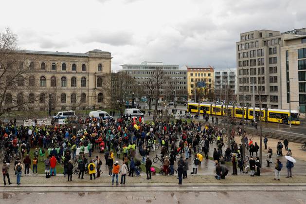 Demo of the movement Fridays for Future against the climate protection results of the meeting of the coalition committee in front of the Ministry of Transport on 31 03,23 in Berlin Fridays for Future Demo against climate protection law in Berlin