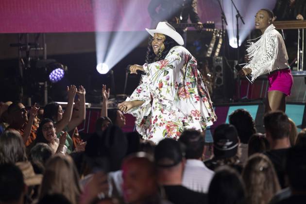 April 1, 2023, Austin, TX, United States: Singers TREA SWINDLE, DEVYN HART and DANICA HART of the country trio Chapel Hart of Poplarville, MS perform for a taping of up and coming acts on the Ram Truck stage at the Country Music Television (CMT) Awards on April 1, 2023 at Austin s Moody Center. Austin United States - ZUMAd150 1027140088st Copyright: xBobxDaemmrichx