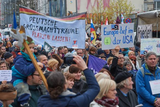 The traditional Berlin Easter March photo of 08 0 Copyright: epd-bild ChristianxDitsch D23D0408OstermarschBerlin130731