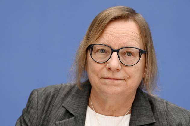 Barbara Schlomann at the Federal Press Conference on the publication of the audit report on the calculation of German greenhouse gas emissions for the year 2022 at the Haus der Bundespressekonferenz Berlin, 17 04 2023 Foto:xF.xKernx xFuturexImage