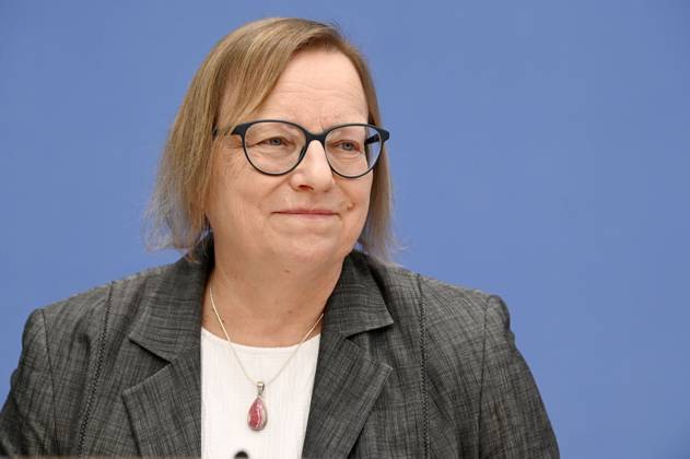 Barbara Schlomann at the Federal Press Conference on the publication of the audit report on the calculation of German greenhouse gas emissions for the year 2022 at the Haus der Bundespressekonferenz Berlin, 17 04 2023 Foto:xF.xKernx xFuturexImage
