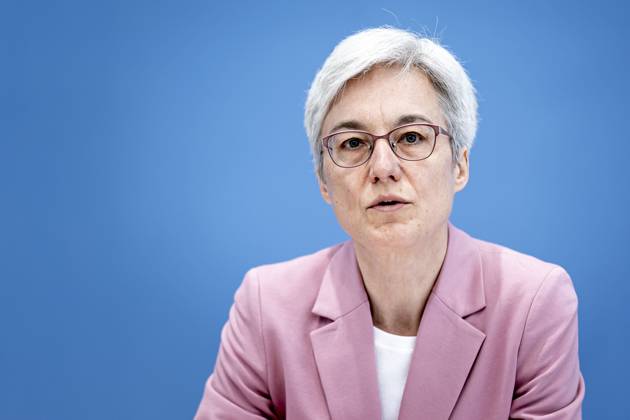 Dr Brigitte Knopf, Vice Chair of the Expert Council on Climate Issues, Mercator Research Institute on Global Commons and Climate Change MCC , recorded at a federal press conference on the publication of the test report on the calculation of German greenhouse gas emissions for the year 2022 Berlin, 17 04 2023 Berlin Germany Copyright: xNicolasxLepartz photothek.dex