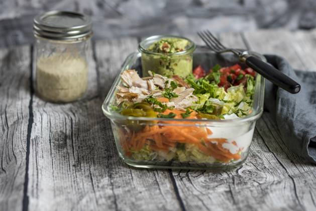 Bowl of vegetable salad with chicken meat, SBDF04610