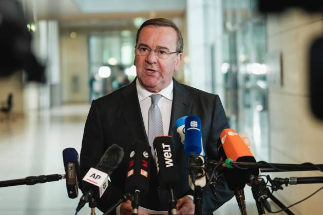 Press statement by Defense Minister Boris Pistorius on the subject of acceleration in the procurement process Current, 26 04 2023, Berlin, Defense Minister Boris Pistorius at the press statement on the subject of acceleration in the procurement process in the West lobby of the German Bundestag Berlin Berlin Germany