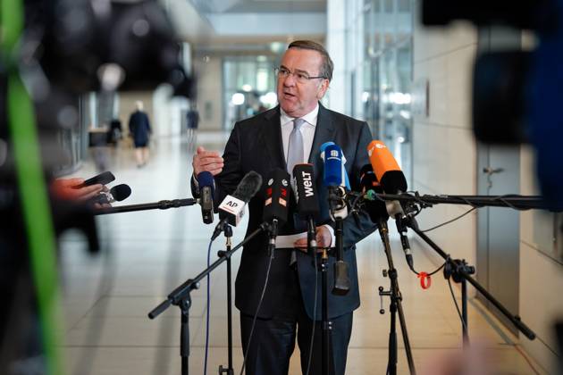 Press statement by Defense Minister Boris Pistorius on the subject of acceleration in the procurement process Current, 26 04 2023, Berlin, Defense Minister Boris Pistorius at the press statement on the subject of acceleration in the procurement process in the West lobby of the German Bundestag Berlin Berlin Germany
