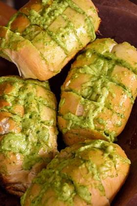 Garlic bread Appetizer with melted Cheese and Fine aromatic Herbs, at the Grill roasted, Brazil, South America Copyright: imageBROKER FredxPinheiro ibxcpi09161282.jpg