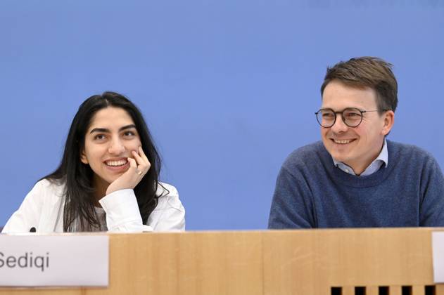Sultana Sediqi and Robert Kusche at the Federal Press Conference on the 2022 Annual Statistics on Right-Wing and Racist Violence and on the Current Wave of Racist Mobilizations in Eastern Germany at the Haus der Bundespressekonferenz Berlin, 09 052023 Foto:xF.xKernx xFuturexImage