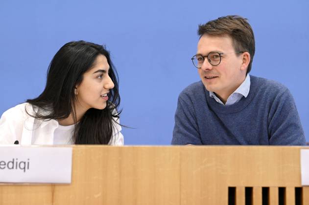 Sultana Sediqi and Robert Kusche at the Federal Press Conference on the 2022 Annual Statistics on Right-Wing and Racist Violence and on the Current Wave of Racist Mobilizations in Eastern Germany at the Haus der Bundespressekonferenz Berlin, 09 052023 Foto:xF.xKernx xFuturexImage