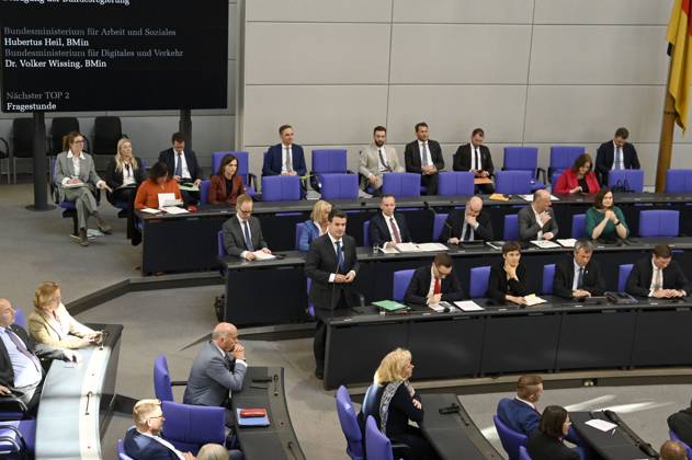 Hubertus Heil at the 102 session of the German Bundestag in the Reichstag building Berlin, 10 05 2023 Foto:xF.xKernx xFuturexImage