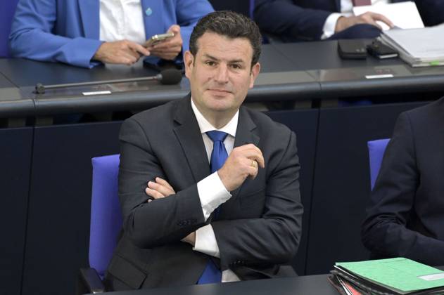 Hubertus Heil at the 102 session of the German Bundestag in the Reichstag building Berlin, 10 05 2023 Foto:xF.xKernx xFuturexImage