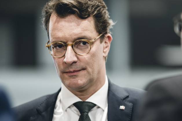 Hendrik Wuest CDU , State Premier of North Rhine-Westphalia, on the sidelines of the Chancellors consultations with the heads of government of the states 10 05 2023, Berlin Berlin Germany Copyright: xXanderxHeinl photothek.dex