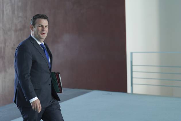 Kick-off of the Ministers Conference at the Chancellors Office Labor Minister Hubertus Heil dynamic on the way to the Ministers Conference MPK at the Chancellors Office, 10 05 2023, Berlin Berlin Germany