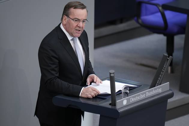 German Bundestag, 102 plenary session Defense Minister Boris Pistorius SPD in portrait during his speech on the extension of the Bundeswehr mission in Mali at the 102 session of the German Bundestag, 10 05 2023 Berlin, Berlin Germany