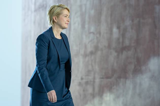 Consultations at the Chancellors Office in Berlin, Minister-President Manuela Schwesig, Mecklenburg-Western Pomerania, SPD Consultations between the Chancellor and the heads of government of the German states Berlin Berlin GER