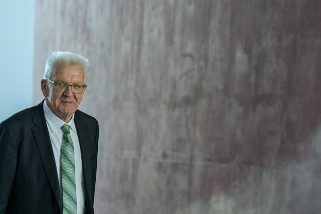 Consultations at the Chancellors Office in Berlin, Minister President Winfried Kretschmann, Baden Württemberg, Greens Consultations of the Chancellor with the Heads of Government of the Länder Berlin Berlin GER