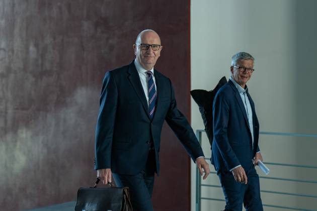 Consultations at the Chancellors Office in Berlin, Minister-President Dietmar Woidke, Brandenburg, SPD Consultations between the Chancellor and the heads of government of the federal states Berlin Berlin GER