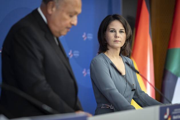 Annalena Baerbock, German Foreign Minister, invites to cloverleaf meeting in Berlin Here in the picture L R Sameh Shoukry, Foreign Minister of Egypt, and Annalena Baerbock, German Foreign Minister, at a press conference after the joint talks Berlin, 11 05 2023 Berlin Germany Copyright: xJaninexSchmitz photothek.dex