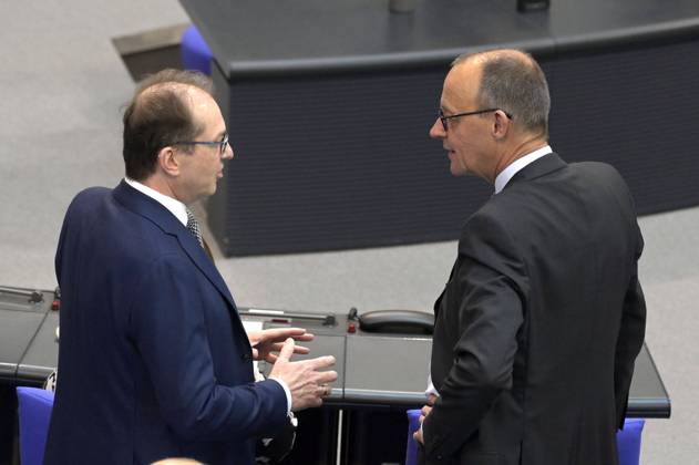 Alexander Dobrindt and Friedrich Merz at the 103 session of the German Bundestag in the Reichstag building Berlin, 11 05 2023 Foto:xF.xKernx xFuturexImage