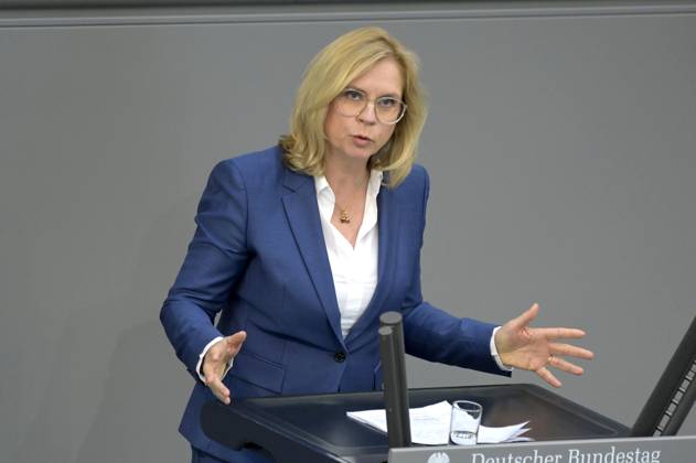 Andrea Lindholz at the 103 session of the German Bundestag in the Reichstag building Berlin, 11 05 2023 Foto:xF.xKernx xFuturexImage