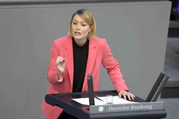 Clara Bünger at the 103 session of the German Bundestag in the Reichstag building Berlin, 11 05 2023 Foto:xF.xKernx xFuturexImage
