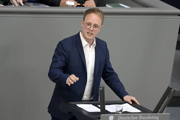 Marcel Emmerich at the 103 session of the German Bundestag in the Reichstag building Berlin, 11 05 2023 Foto:xF.xKernx xFuturexImage