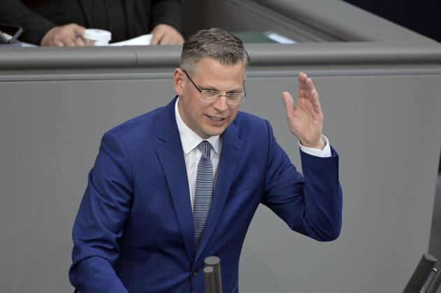 Christoph de Vries at the 103 session of the German Bundestag in the Reichstag building Berlin, 11 05 2023 Foto:xF.xKernx xFuturexImage