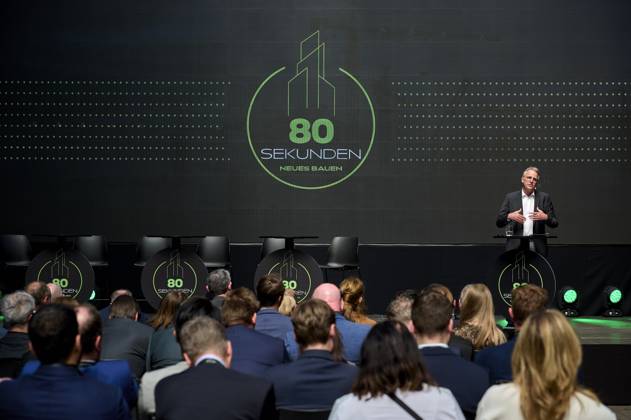 80 Seconds New Building Keynote Stefan Wenzel, BMWK EUR, Europe, Germany, Berlin, 12 05 2023 Under the motto Every 80 seconds a dwelling would have to be built to reach the goal of 400,000 new dwellings per year The construction site talk 80 Seconds New Building mediates contacts between politics, business, investors as well as the scientific community