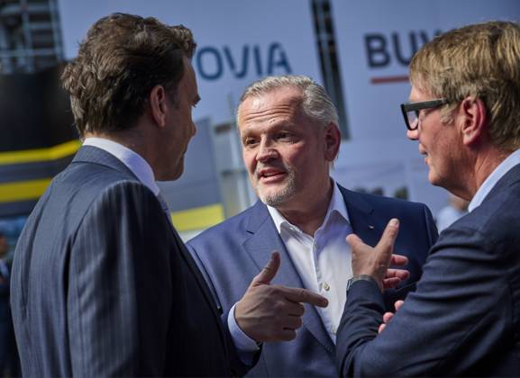 Christoph Gröner Andreas Engelhardt Ronald Profalla EUR, Europe, Germany, Berlin, 12 05 2023 In conversation Christoph Gröner, CEO Gröner with Andreas Engelhardt, Schüco International KG and Ronald Profalla, Managing Directo