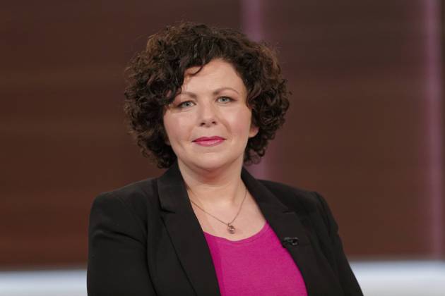 Amira Mohamed Ali at Anne Will 2023 05 14 Germany, Berlin Amira Mohamed Ali Die Linke , parliamentary group leader in the German Bundestag, as a guest at Anne Will in the First Topic of the ARD Politiktalkrunde High aspiration, harsh reality has the traffic light solutions for the current crises