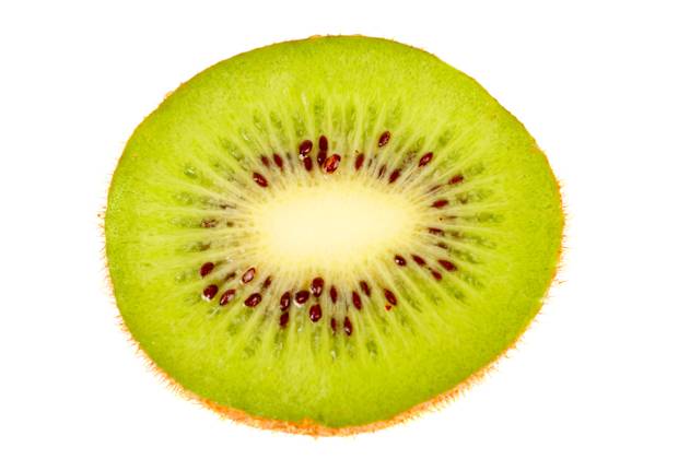 Kiwi fruit over a white background Copyright: xRafaxIrustaxMachinx xDesignxPicsx , 31212287 Copyright: 31212287