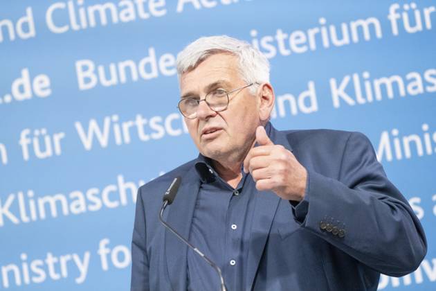 Press statement Energy price in the Federal Ministry of Economics Jörg Hofmann, First Chairman Trade Union IG Metall Press statement Energy price in the Federal Ministry of Economics Jörg Hofmann, First Chairman Trade Union IG Metall, Berlin Berlin Germany BMWK