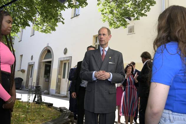 Prince Edward visiting the school at Schillerpark during the Duke Award ceremony in Wedding Berlin, 22 05 2023 Foto:xF.xKernx xFuturexImage