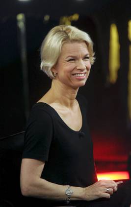 STOCKHOLM 20111201 Linn Ullmann visits Skavlan STOCKHOLM SWEDEN x10070x  Copyright: xJESSICAxGOWx xTTx SKAVLAN