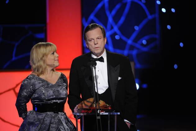 Stockholm 2011 01 24 Ella Lemhagen and Krister Henriksson present awards at the Guldbaggegalan in Stockholm on Monday Stockholm Sweden x10040x  Copyright: xANDERSxWIKLUNDx xTTx GULDBAGGEN 2011