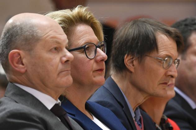 Olaf Scholz, Svenja Schulze and Karl Lauterbach at the SPD anniversary event Progress Needs Justice For 160 Years Ideas for Tomorrow at the Willy Brandt Haus Berlin, 23 05 2023 Foto:xF.xKernx xFuturexImage